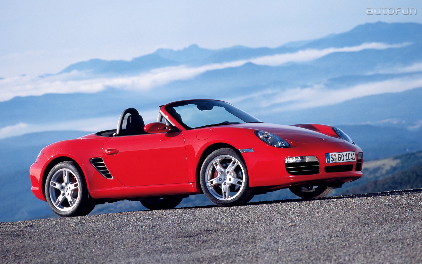 9porsche_boxster_s_2.jpg